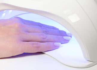 Lampka UV czy lampka LED do paznokci